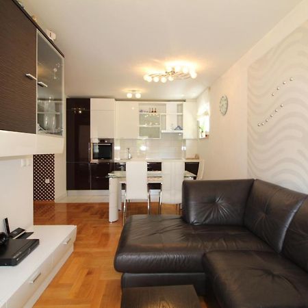Macadamia Apartment With Garage Parking Split Extérieur photo