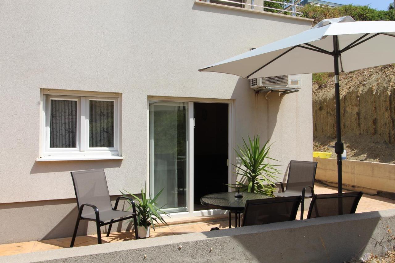 Macadamia Apartment With Garage Parking Split Extérieur photo