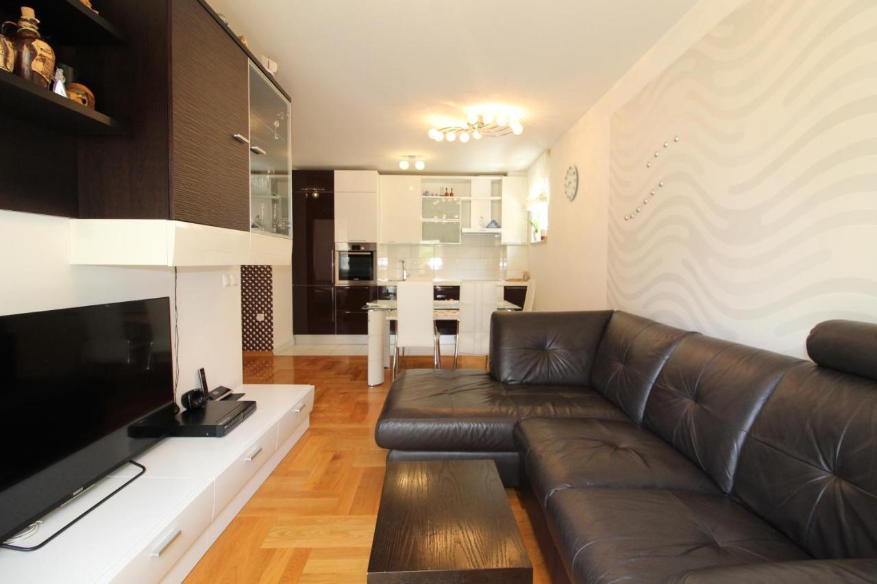 Macadamia Apartment With Garage Parking Split Extérieur photo