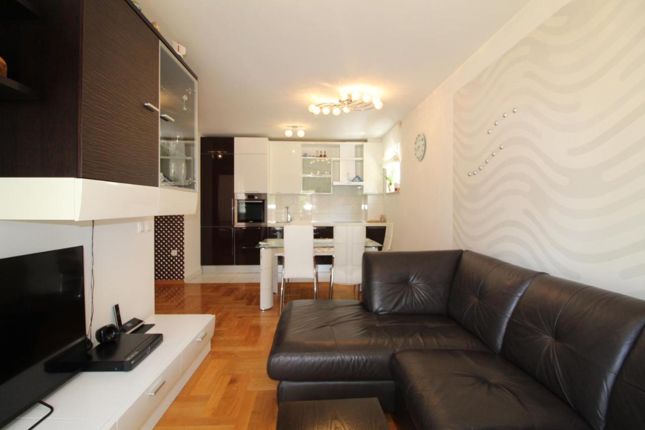 Macadamia Apartment With Garage Parking Split Extérieur photo