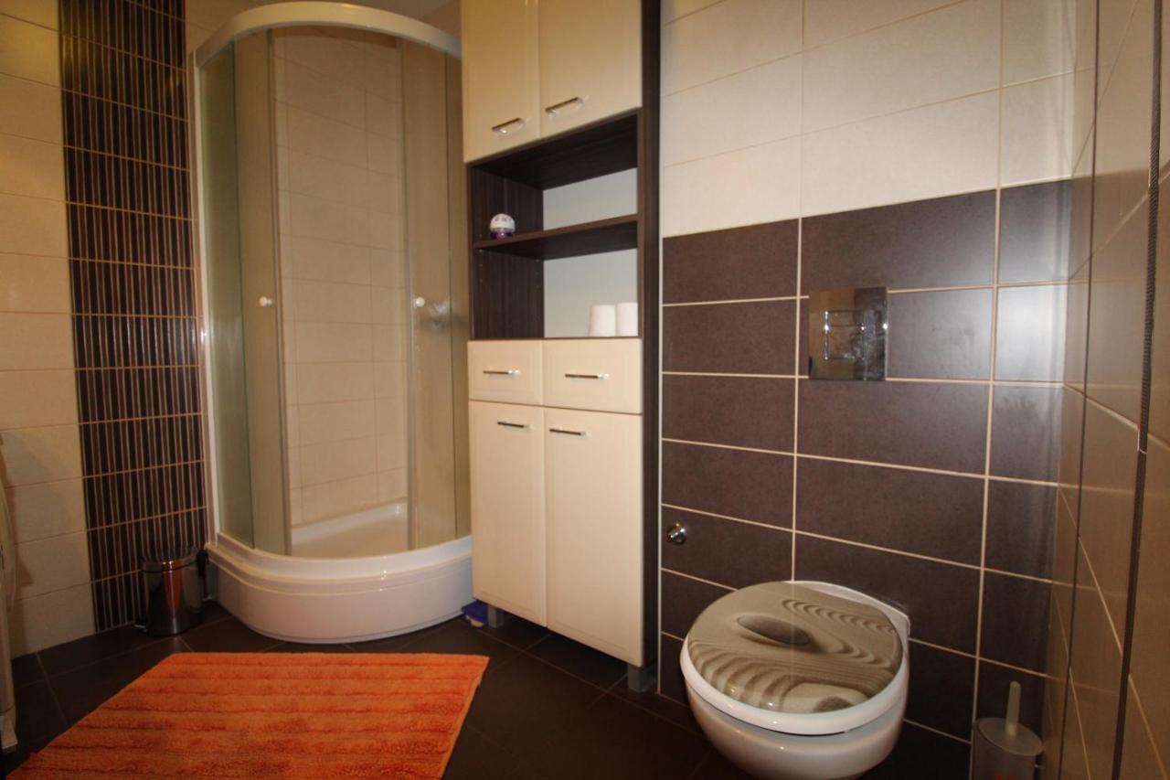 Macadamia Apartment With Garage Parking Split Extérieur photo