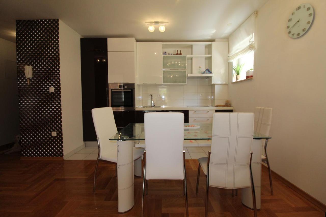 Macadamia Apartment With Garage Parking Split Extérieur photo
